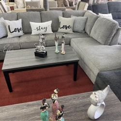 🌸Altari 2-Piece Sectional with Chaise
Ashley Furniture