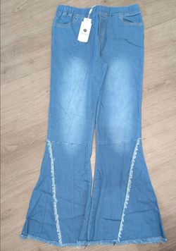 Light Wash Flare Jeans with Frayed Hem