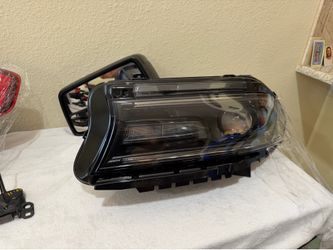 2015-2022 dodge charger headlight