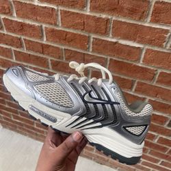NIKE AIR PEGASUS