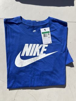 Brand New Men’s Nike XL  Shirt 