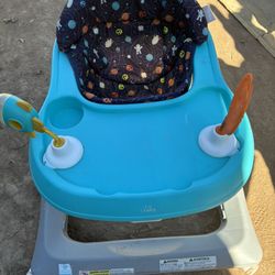 Smart Steps Trend Activity Walker