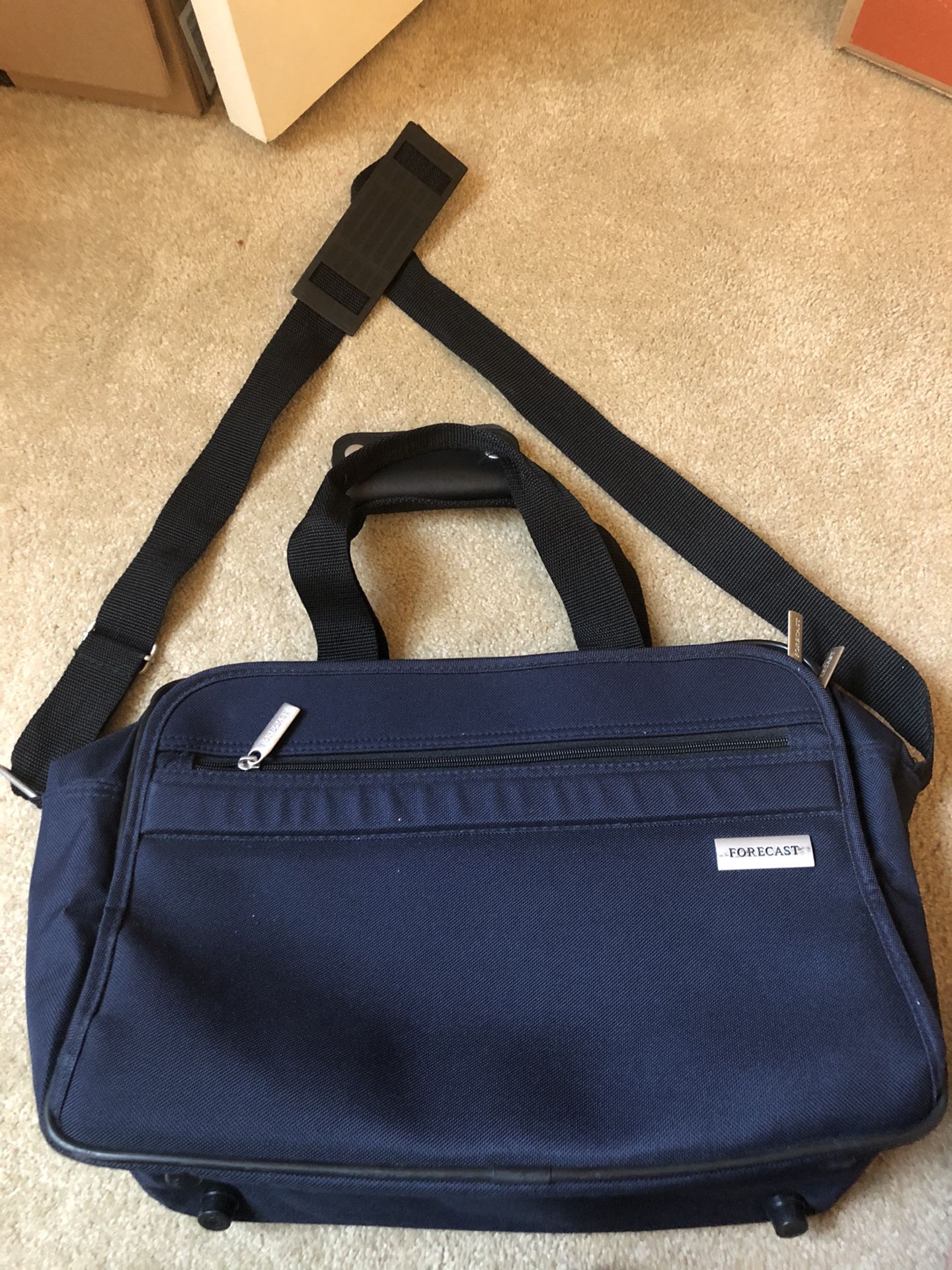 Overnight/Shoulder Travel Bag (luggage)
