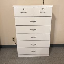 7 Drawer White Dresser 