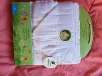 Organic cotton hooded baby towel. Toalla para bebe de algodon organico