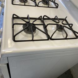 GE GAS STOVE 