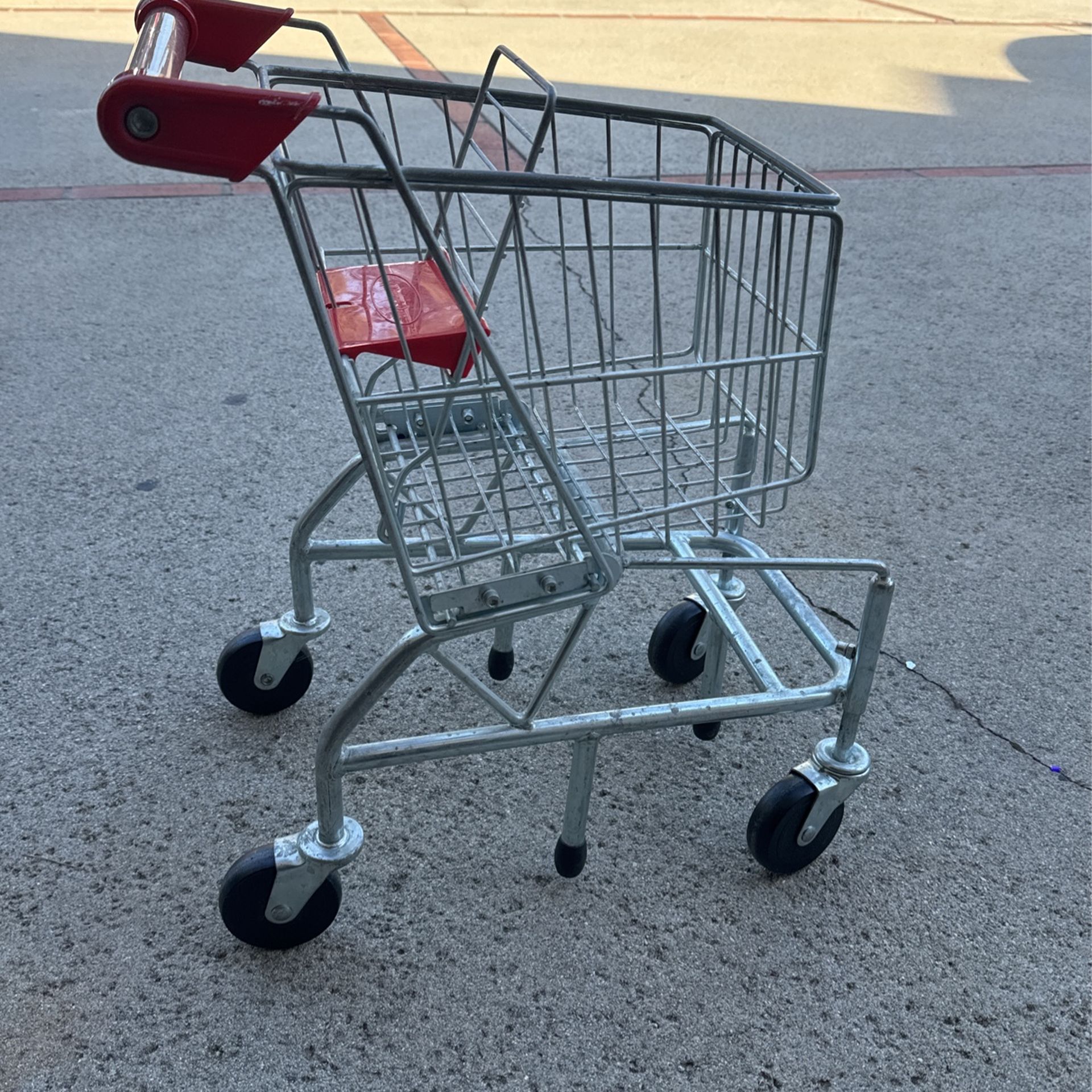 Melissa and Doug Mini Shopping Cart