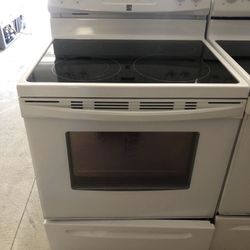 Kenmore White Ceramic Range 