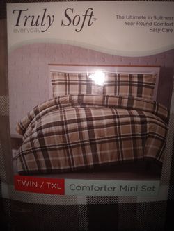 Twin Comforter Set