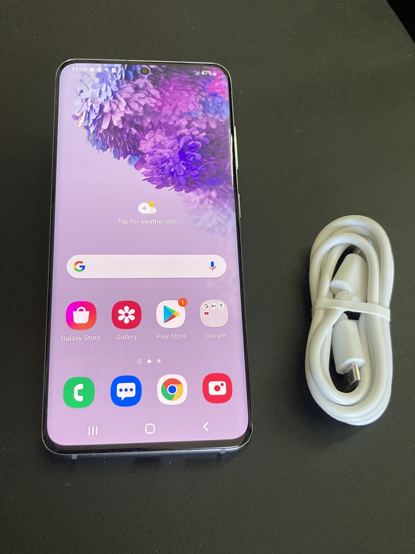 Samsung Galaxy S20 5g. Like New And Unlocked! No tax Free charger