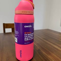 Owala 32 oz Brand New