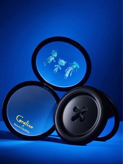 Beauty Creations x Coraline mirror