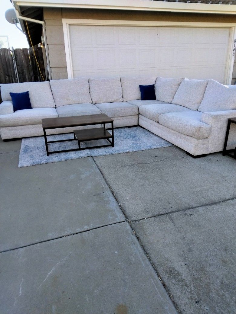 Free Delivery Piccolo White Sectional Couch