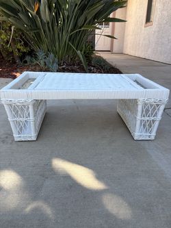 White wicker Bed tray