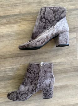 Velour boots