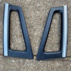 CHEVORLET CAPRICE LS QUARTER WINDOW TRIM