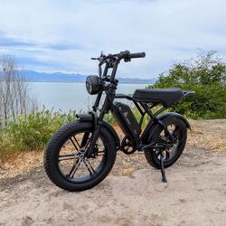 TST R002-2025 EBike 32mph 65mile Range  (Ridden Only 1 Time)700.00$