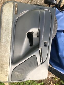 2005 Chevrolet Silverado Door panels
