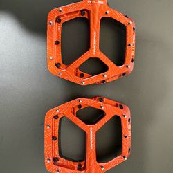 Race Face Atlas mountain bike flat pedals