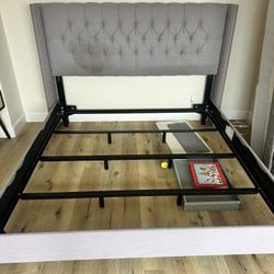 King Size Bed Frame/Base De Cama King 