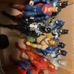 19 Marvel Action Figures  3$ Each