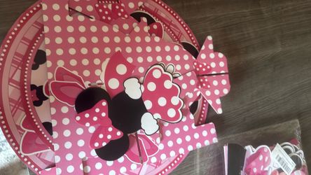 Minnie Mouse party supplies