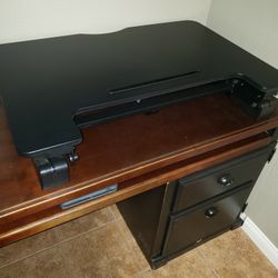 Adjustable Height Computer Desk