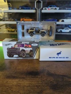 2026 Hot Wheels Red Line Club '21 Ford Bronco CHASE