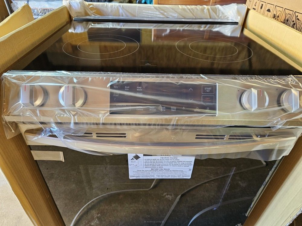 New Samsung Glass Top Stove for Sale in Arlington, WA OfferUp