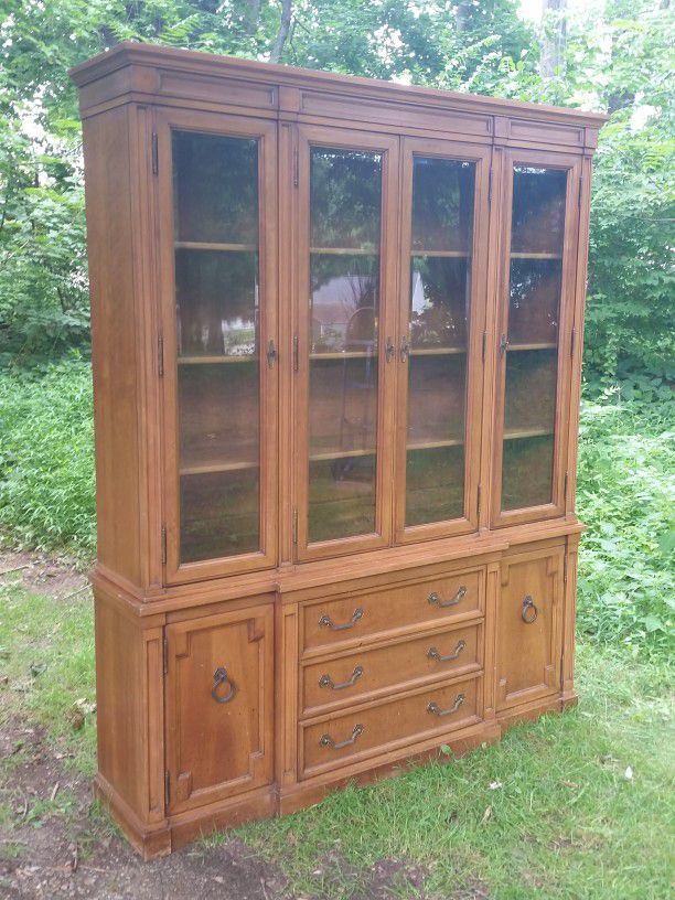 Vintage Thomasville Regency Breakfront Bookcase China Cabinet Curio