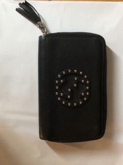 Gucci black leather wallet!