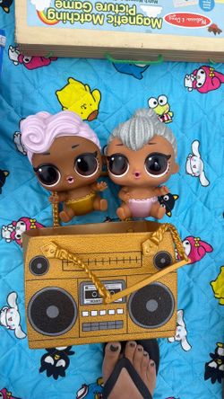 Baby bratz with carrier