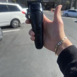 Supreme Clipper For Barbers