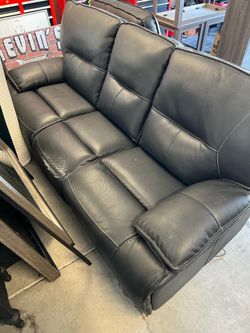 Sofa and lazy boy set