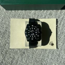 Black Rolex Submariner   