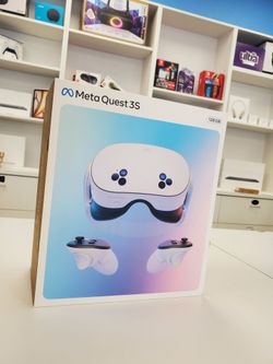 Meta - Quest 3S Dive into Mixed Reality and a 3-Month Trial of Meta Horizon+ Included (Brand New) 128GB