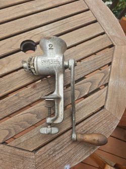 vintage Universal No. 2 meat grinder, also known as a food chopper