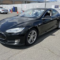 2013 Tesla Model S
