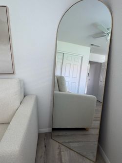 Elegant Gold-Framed Full-Length Standing Mirror – 70.5" x 25.5"