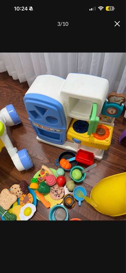 Adjustable baby walker and holder walker both for $35 NOT SELLING SEPARATE