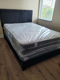 NEW QUEEN-SIZE MATTRESS AND BOX SPRING