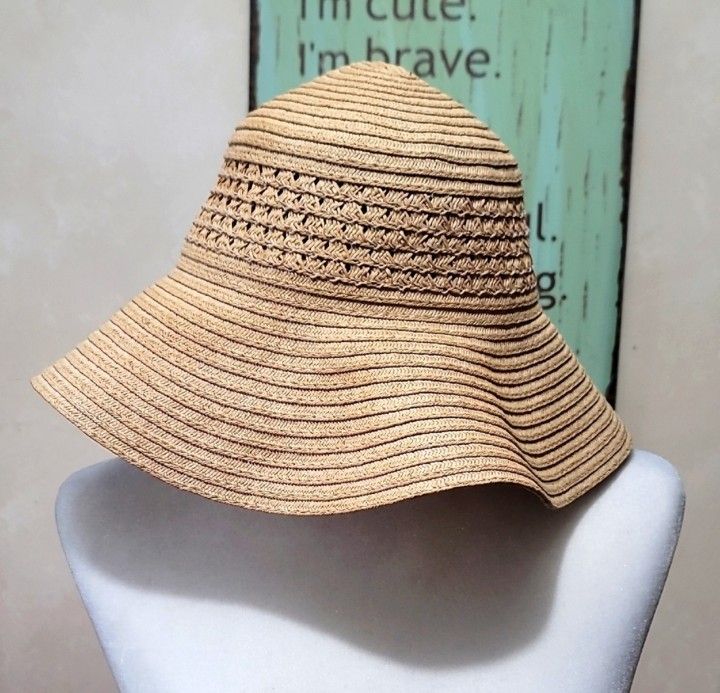 NEW Stylish Tan Wide Brim Hat