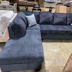 Stunning nice Sectional!