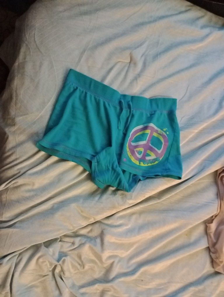 🩷 L - 10-12 Blue Shorts  Still Available