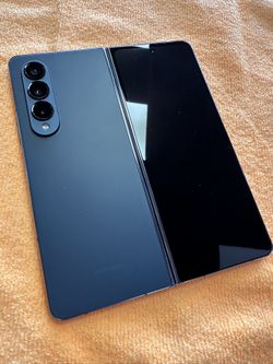 Samsung - Galaxy Z Fold4 - 256GB - AT&T