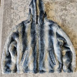 Supreme Men's Ice Blue Reversible Faux Fur Hooded Jacket Size US Medium