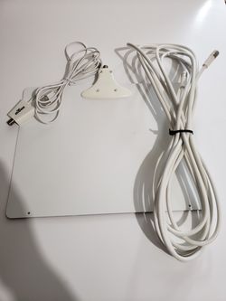Mohu Leaf 50 Amplified Indoor HDTV Antenna