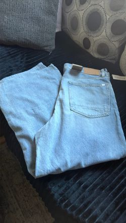 Pantalón para  hombre side 34X32 nuevo  es un poco ancho  $15
