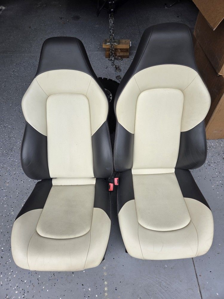 CROSSFIRE POWER FRONT SEATS