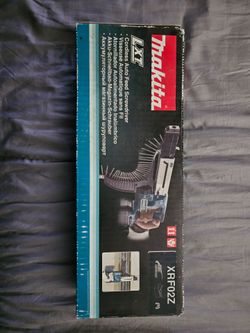 Makita XRF02Z Cordless Auto Feed Screwdriver